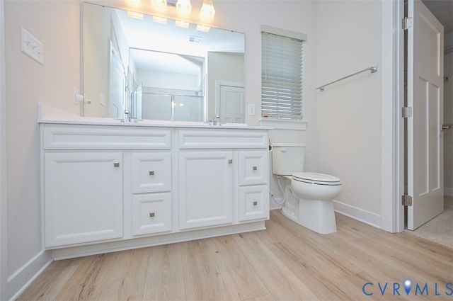 11325 Vulcan Ln, Chester, VA 23831