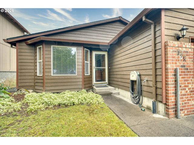 355 S 13TH St, St Helens, OR 97051