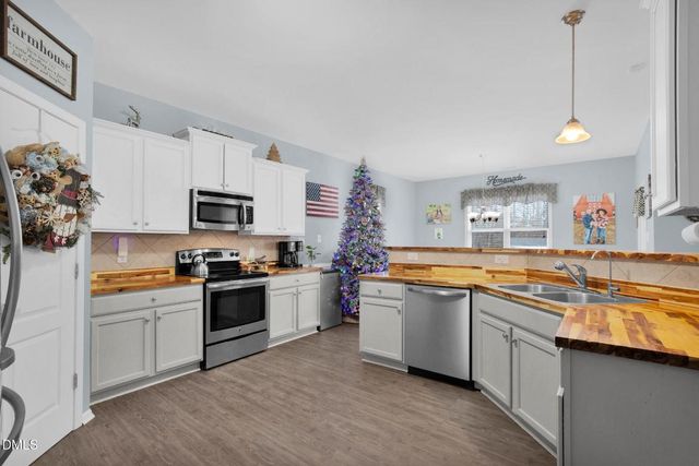 207 Boswell Street, Raeford, NC 28376