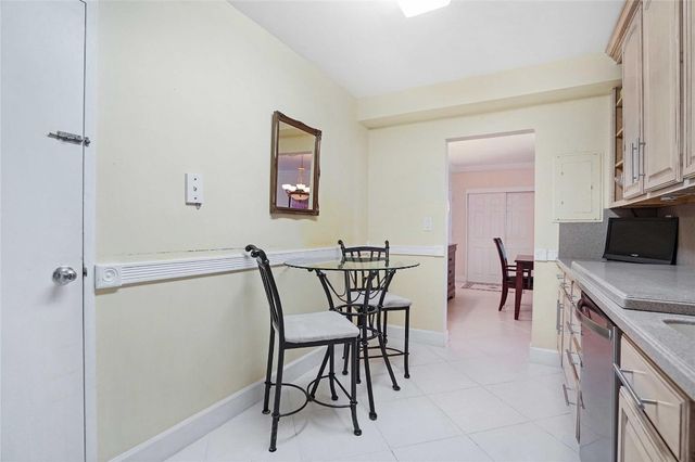 4250 Galt Ocean Drive 5A, Fort Lauderdale, FL 33308