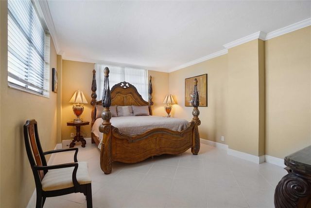 4250 Galt Ocean Drive 5A, Fort Lauderdale, FL 33308