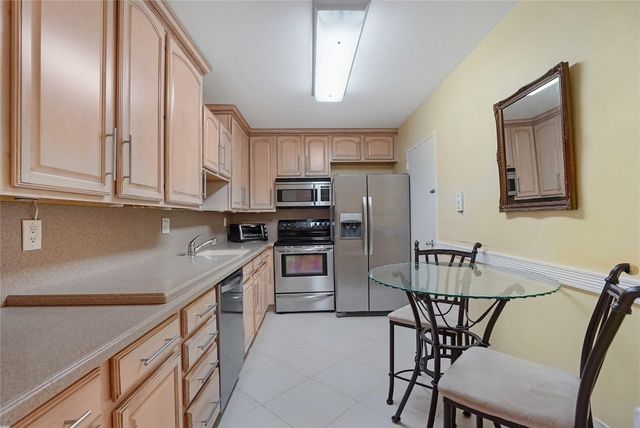 4250 Galt Ocean Drive 5A, Fort Lauderdale, FL 33308