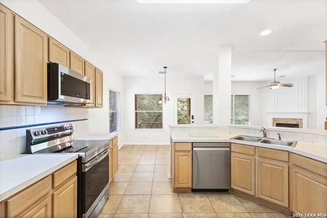 8618 Drayton Heights, San Antonio, TX 78254