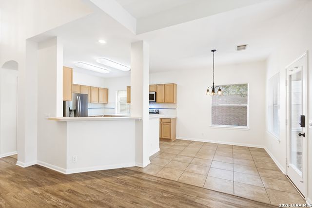 8618 Drayton Heights, San Antonio, TX 78254