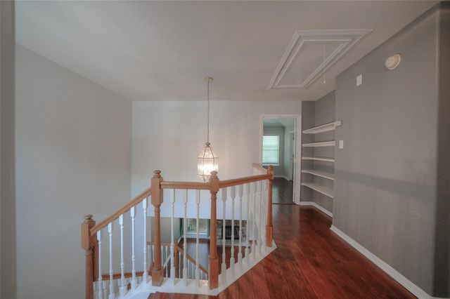 23 Endor Forest Place, The Woodlands, TX 77382