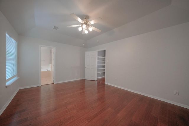 23 Endor Forest Place, The Woodlands, TX 77382