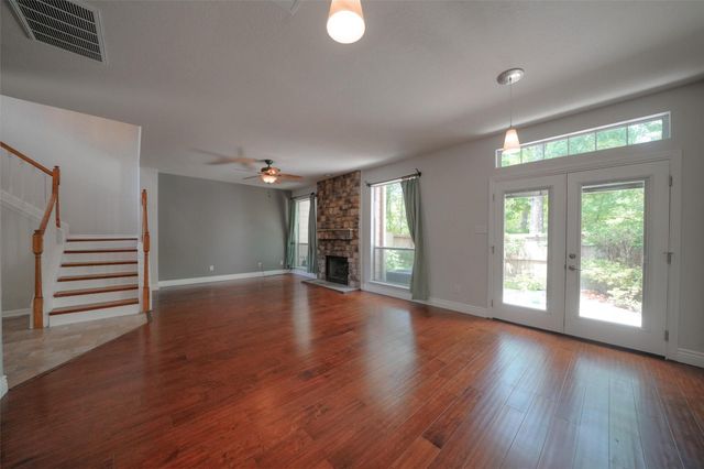 23 Endor Forest Place, The Woodlands, TX 77382