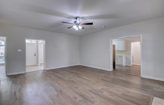 12825 Westglen Drive, Little Rock, AR 72211