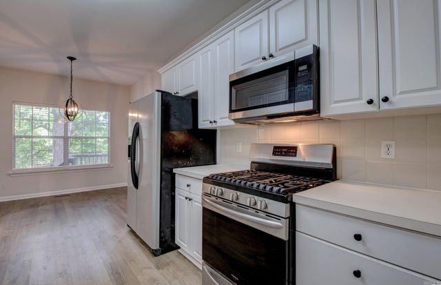 12825 Westglen Drive, Little Rock, AR 72211