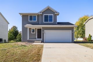 440 SE Sagewood Circle, Waukee, IA 50263