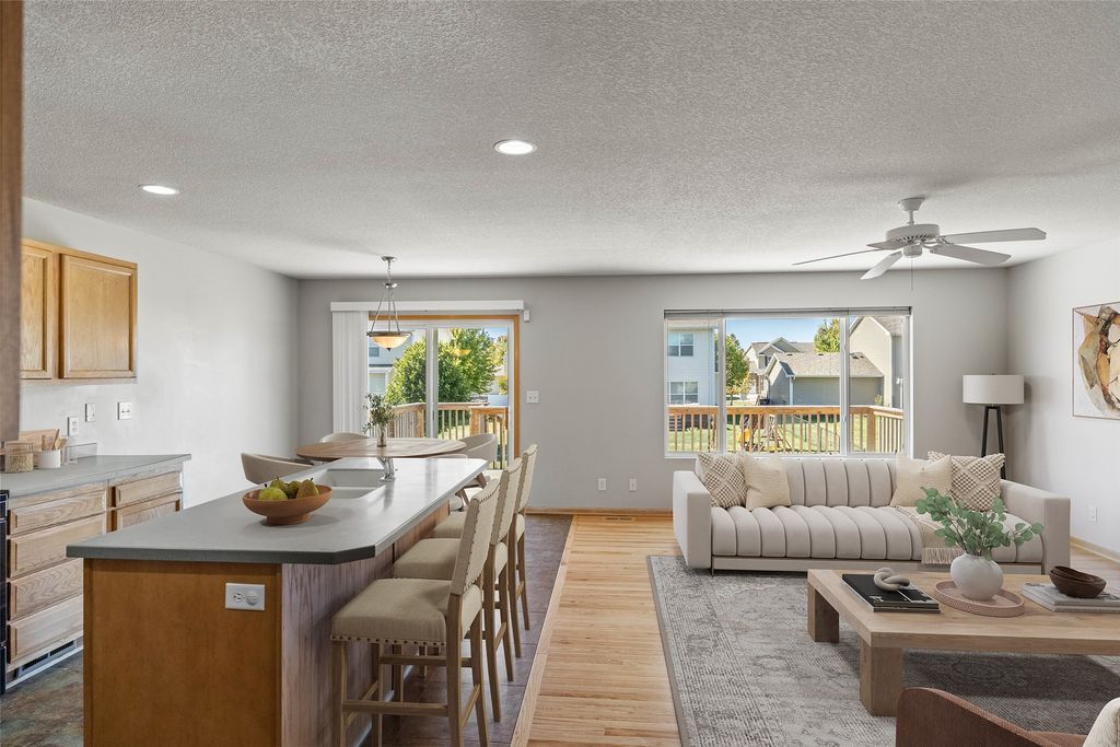 440 SE Sagewood Circle, Waukee, IA 50263