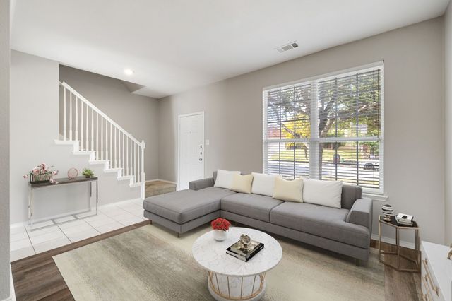 1009 Terrace View Drive, Fort Worth, TX 76108