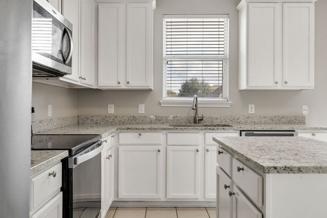 1009 Terrace View Drive, Fort Worth, TX 76108