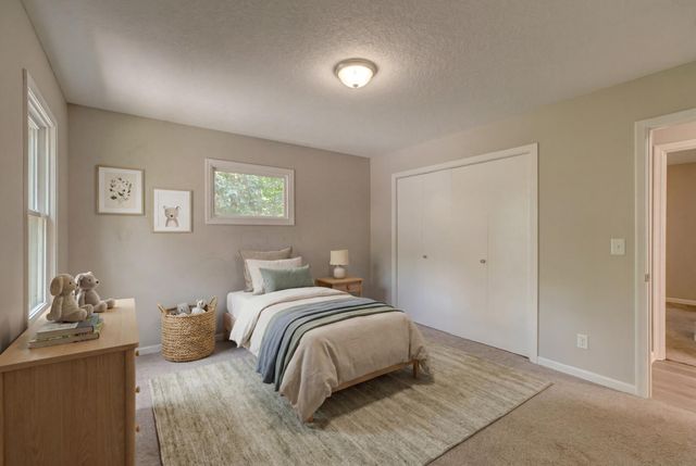 5881 Lexington Avenue N, Shoreview, MN 55126