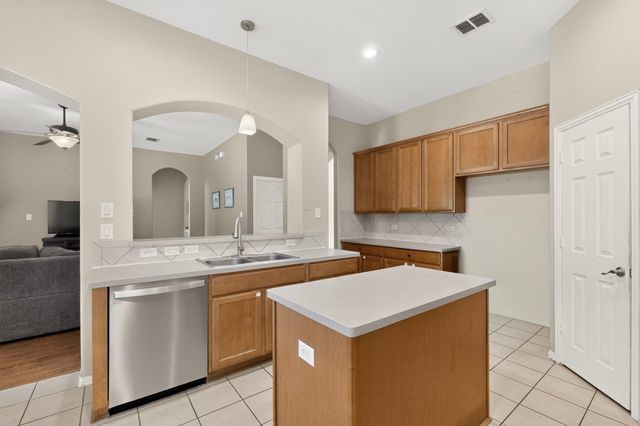 2420 Bent Trail, Mansfield, TX 76063