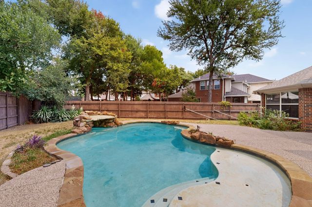 2420 Bent Trail, Mansfield, TX 76063