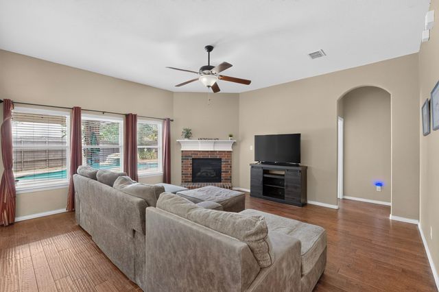 2420 Bent Trail, Mansfield, TX 76063