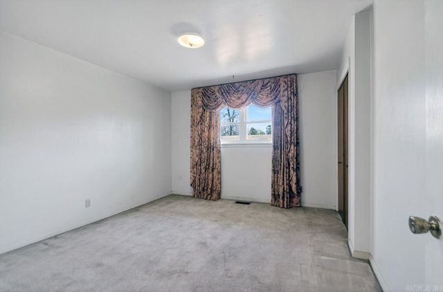 15602 Oakcrest Lane, Little Rock, AR 72206