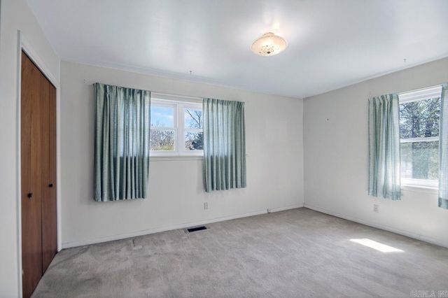 15602 Oakcrest Lane, Little Rock, AR 72206