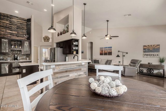 7762 E RUSSELL Circle, Mesa, AZ 85207