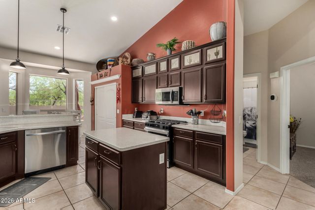 7762 E RUSSELL Circle, Mesa, AZ 85207