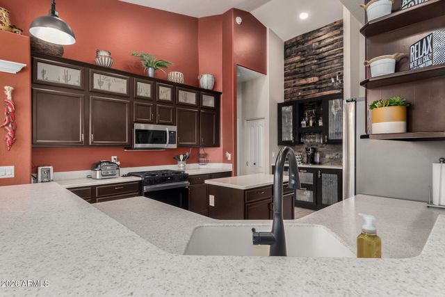 7762 E RUSSELL Circle, Mesa, AZ 85207