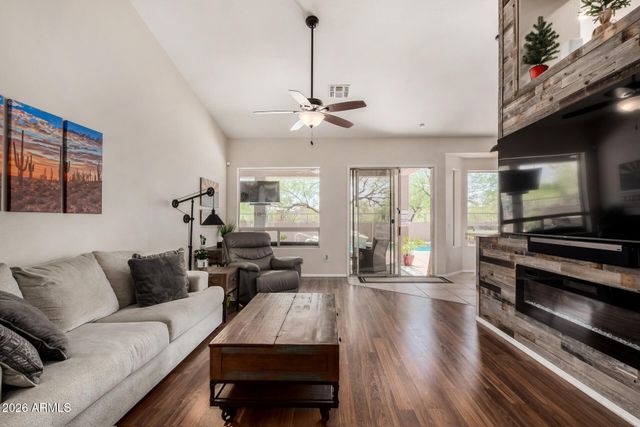 7762 E RUSSELL Circle, Mesa, AZ 85207