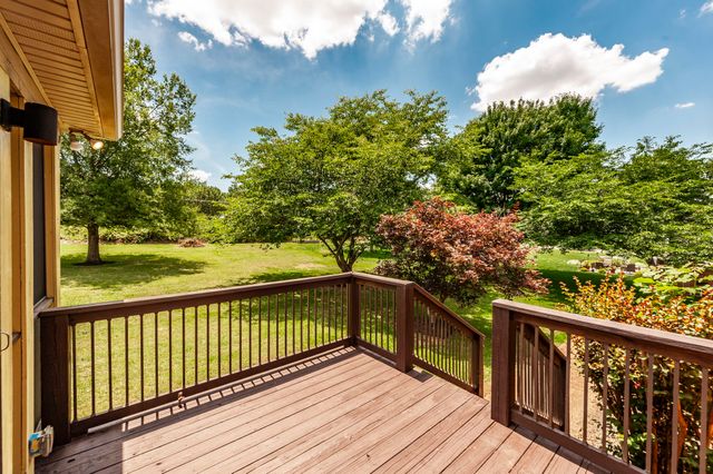 1703 Wrencrest Dr, Mount Juliet, TN 37122