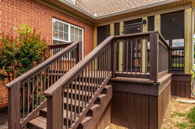 1703 Wrencrest Dr, Mount Juliet, TN 37122
