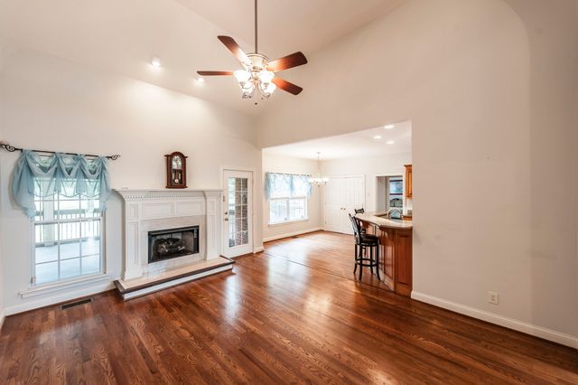 1703 Wrencrest Dr, Mount Juliet, TN 37122