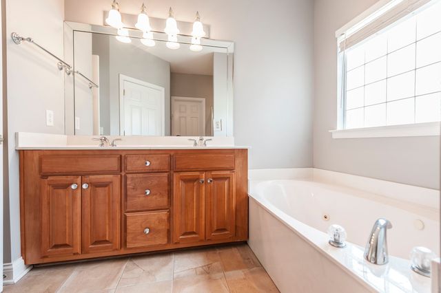 1703 Wrencrest Dr, Mount Juliet, TN 37122
