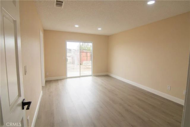 40906 159th East, Lake Los Angeles, CA 93535