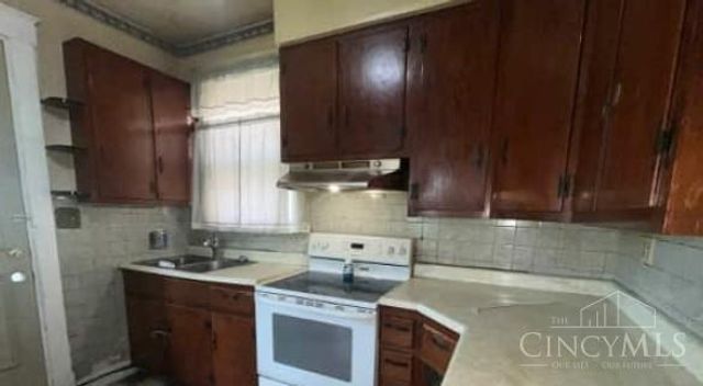 81 E Galbraith Road, Cincinnati, OH 45216