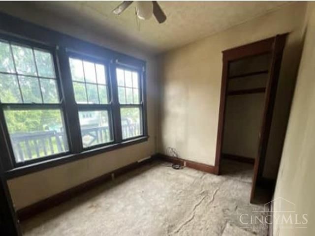 81 E Galbraith Road, Cincinnati, OH 45216