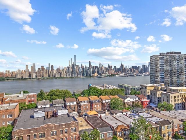 33 62nd street 1, West New York Town, NJ 07093