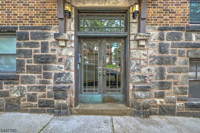 33 62nd street 1, West New York Town, NJ 07093