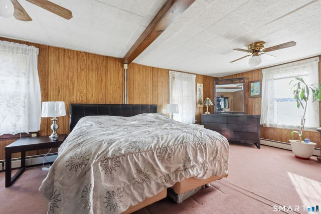 556 Boswell Avenue, Norwich, CT 06360