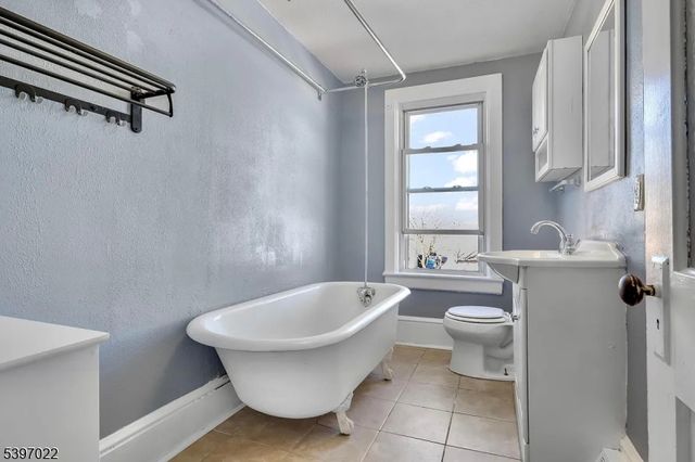 929 Bordentown Rd, Burlington City, NJ 08016