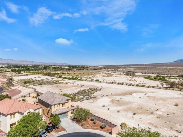 8941 Martin Downs Place, Las Vegas, NV 89131