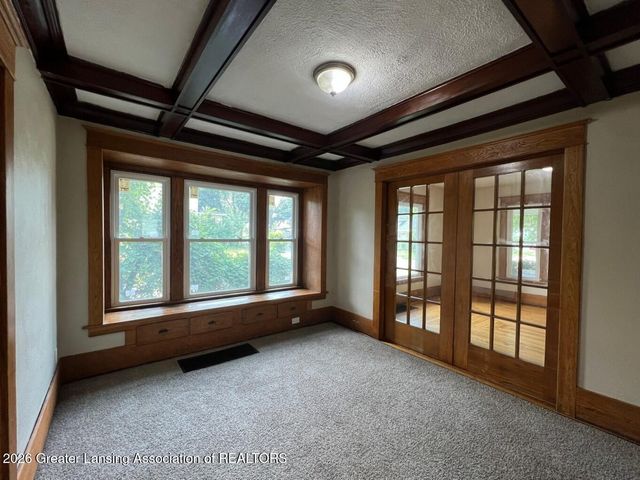 1729 Maplewood Avenue, Lansing, MI 48910