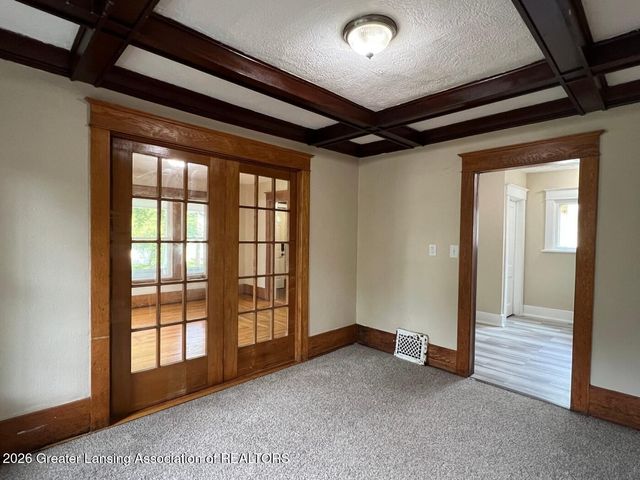 1729 Maplewood Avenue, Lansing, MI 48910