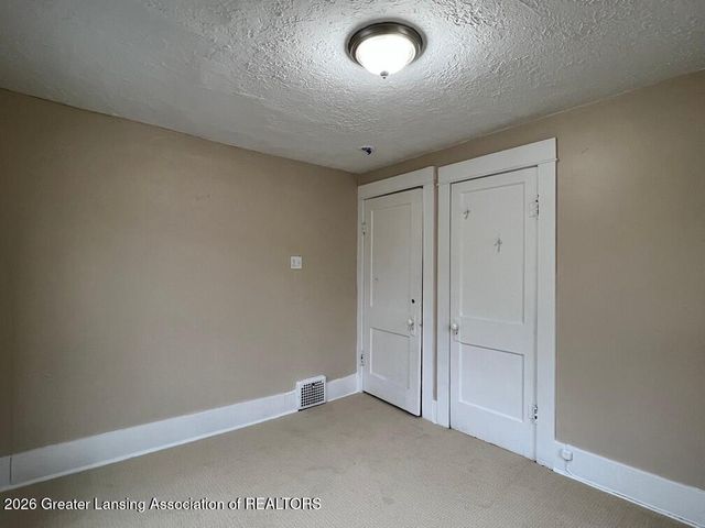 1729 Maplewood Avenue, Lansing, MI 48910