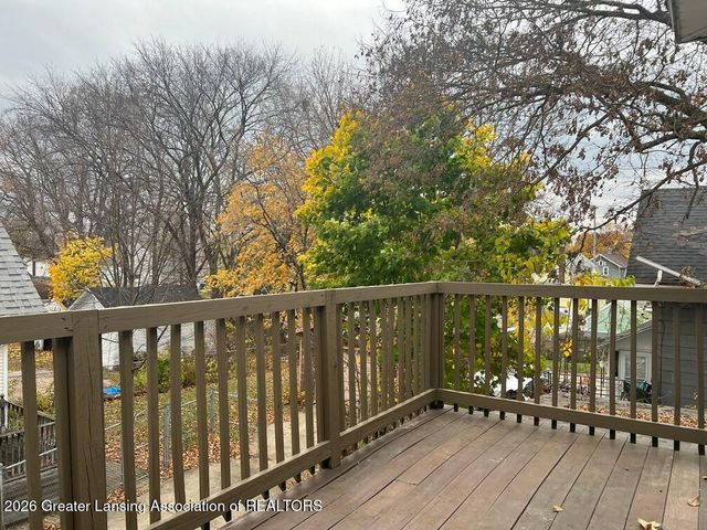 1729 Maplewood Avenue, Lansing, MI 48910