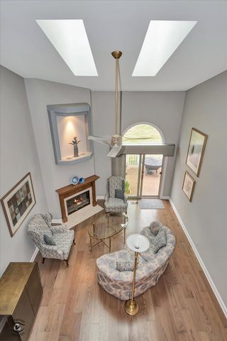 14727 Golf Road, Orland Park, IL 60462