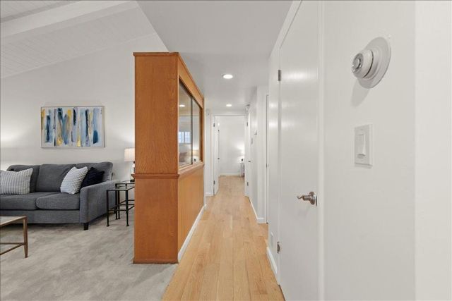 1586 Koch Lane, San Jose, CA 95125