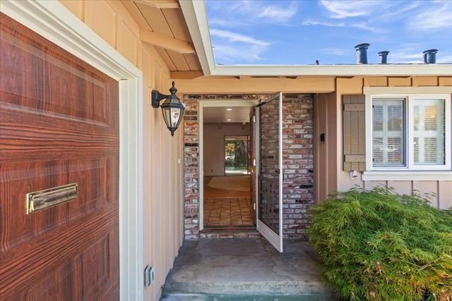 1586 Koch Lane, San Jose, CA 95125