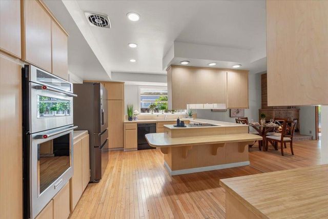1586 Koch Lane, San Jose, CA 95125