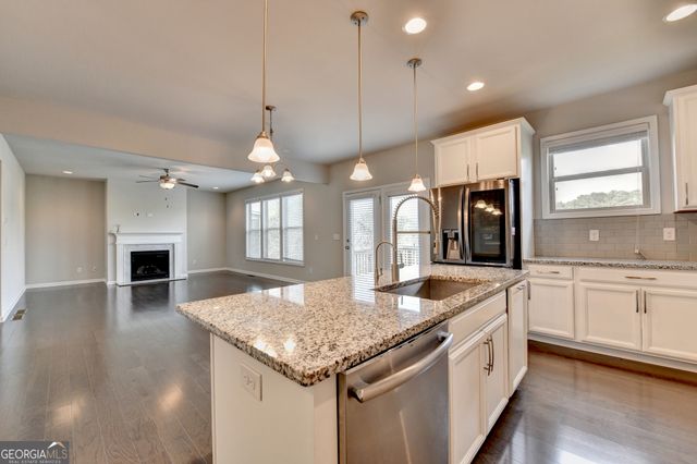 2375 Matlin Way, Buford, GA 30519