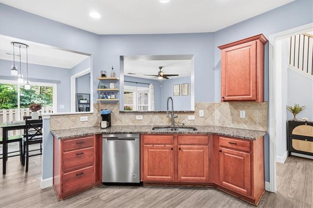 4977 Berkeley Oak Drive, Peachtree Corners, GA 30092