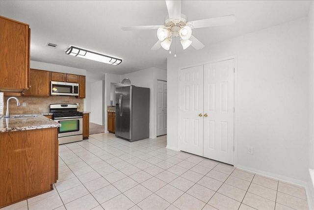 1611 Sterling Village Drive, Spring, TX 77386